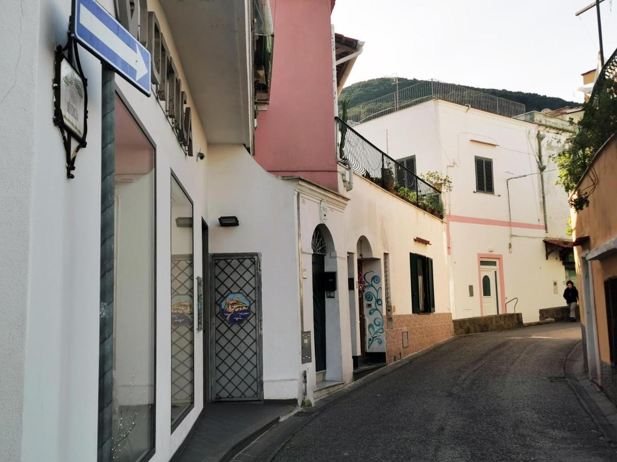 La Casetta Al Porto Ischia Exteriör bild